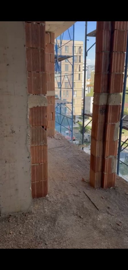 Fusha Aviacionit, shitet apartament 1+1+Aneks+Ballkon Kati 4, 73 m² 112.686 €