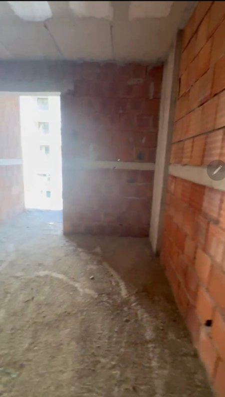 Fusha Aviacionit, shitet apartament 1+1+Aneks+Ballkon Kati 4, 73 m² 112.686 €