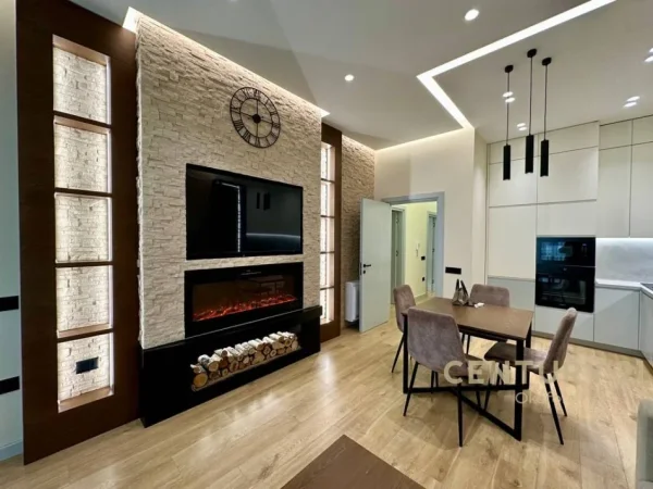 Tirane, jepet me qera apartament 2+1 Kati 8, 76 m² 880 € (Square 21)