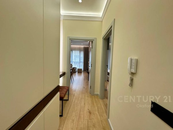 Tirane, jepet me qera apartament 2+1 Kati 8, 76 m² 880 € (Square 21)