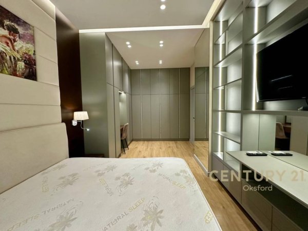 Tirane, jepet me qera apartament 2+1 Kati 8, 76 m² 880 € (Square 21)