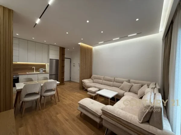 Tirane, jepet me qera apartament 2+1+Ballkon Kati 21, 114 m² 1.500 € (Rruga e kavajes)