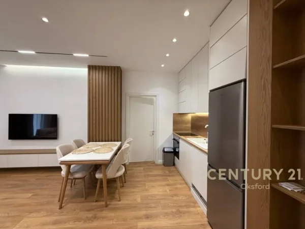 Tirane, jepet me qera apartament 2+1+Ballkon Kati 21, 114 m² 1.500 € (Rruga e kavajes)