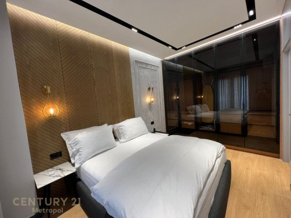 Tirane, jepet me qera apartament 2+1 Kati 6, 77 m² 1.700 € (Qender)