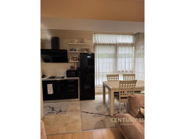 Tirane, shes apartament 2+1 Kati 3, 130 m² 377.000 € (Stadiumi Air Albania)