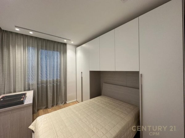 Tirane, shitet apartament Kati 2, 100 m² 270.000 € (Teg)