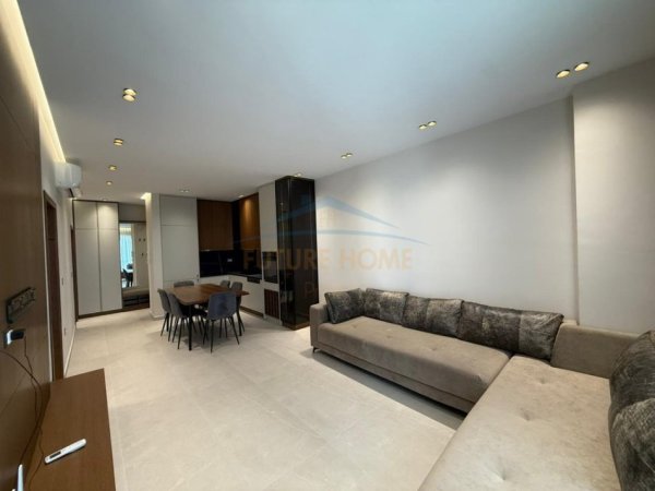 Durres, shitet apartament 2+1+Ballkon Kati 5, 92 m² 202.000 € (MALI I ROBIT)