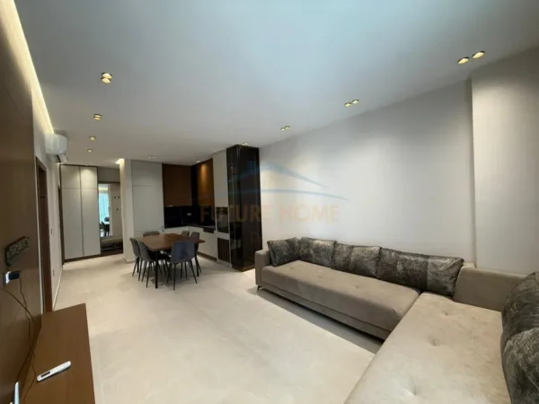 Durres, shitet apartament 2+1+Ballkon Kati 5, 92 m² 202.000 € (MALI I ROBIT)