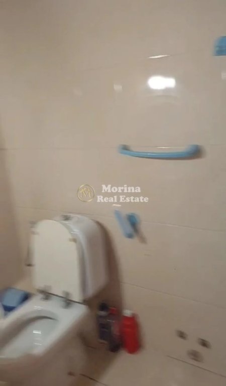 Tirane, jepet me qera apartament 2+1 Kati 3, 95 m² 650 € (Selvia)