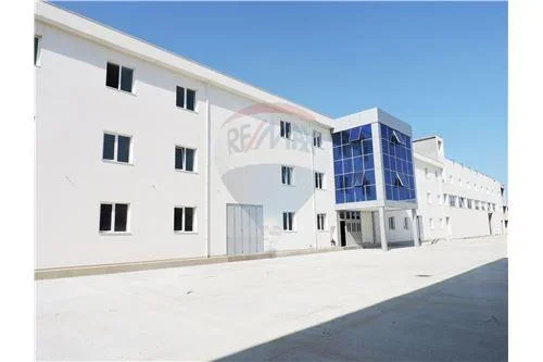 Durres, jepet me qera magazine Kati 0,