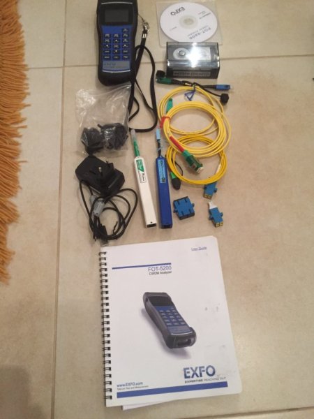 Tirane, shes Celular-Smartphone