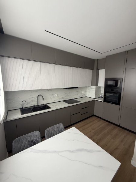 Tirane, shitet apartament 2+1+Ballkon , 113 m² 230.000 € (Astir, Residence e re, prane EGLO)