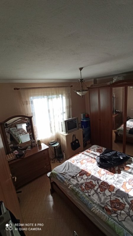 Tirane, shes apartament 2+1+Ballkon Kati 8, 77 m² 135.001 € (Rr. 5 maji tiran)