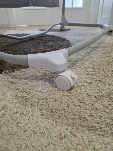 Tirane, shes 200 €