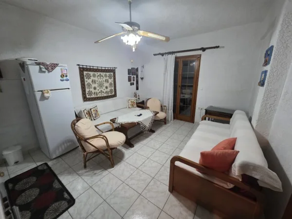 Greqi, shitet apartament 1+1 +Ballkon,49м2, 80.000 €