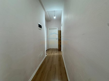 Tirane, shitet apartament 1+1 Kati 7, 71 m² 155.000 € 