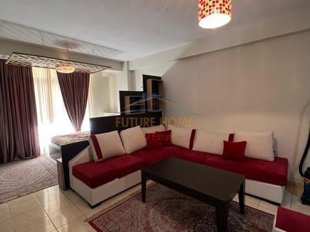 Tirane, jepet me qera garsonier Kati 5, 50 m² 370 € 