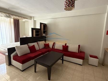 Tirane, jepet me qera garsonier Kati 5, 50 m² 370 € 