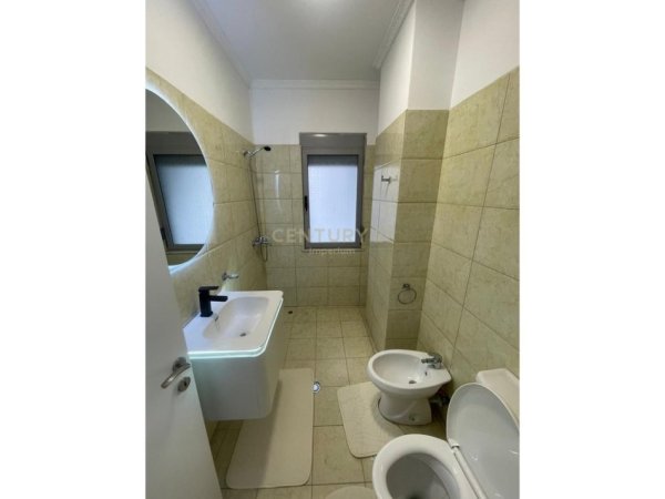Tirane, shitet apartament 2+1+Aneks+Ballkon Kati 4, 101 m² 173.000 € (Astir)