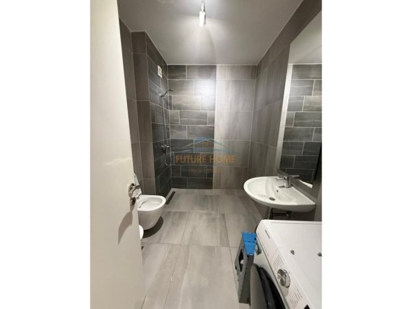 Tirane, shes apartament 2+1+Aneks+Ballkon Kati 8, 111 m² 224.000 € 