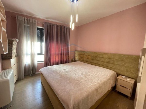 Tirane, shitet apartament 2+1 Kati 3, 78 m² 195.000 € (Ish Fusha e Aviacionit)