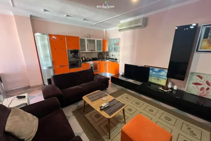 Tirane, jepet me qera apartament 2+1 Kati 8, 100 m² 800 € (Blloku)
