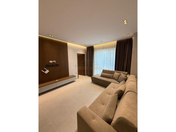 Shitet, Apartament 2+1, Rezidenca White Tower, Mali i Robit 203,000 €