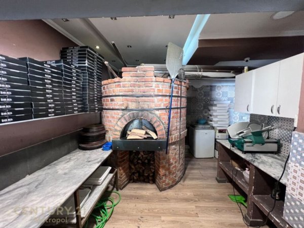 Tirane, shitet ambjent biznesi Kati 1, 83 m² 167.500 € (Ambasada Amerikane)