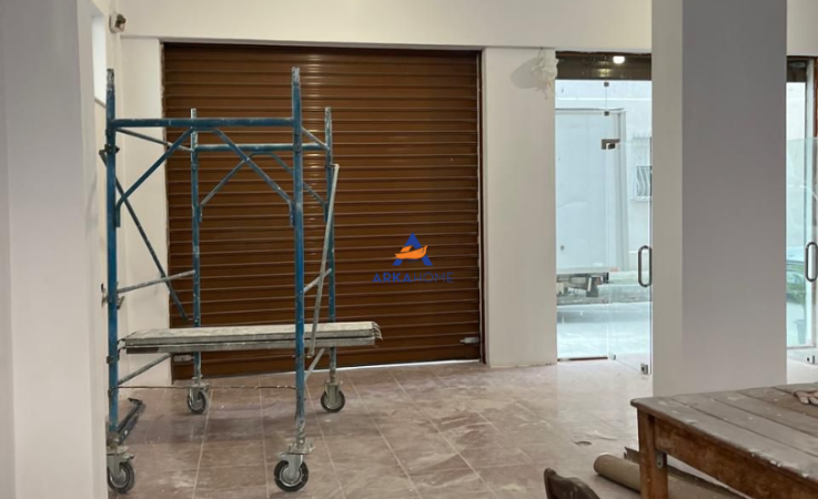 Tirane, jepet me qera ambjent biznesi Kati 0, 200 m² 150.000 € (KOMUNA E PARISIT)