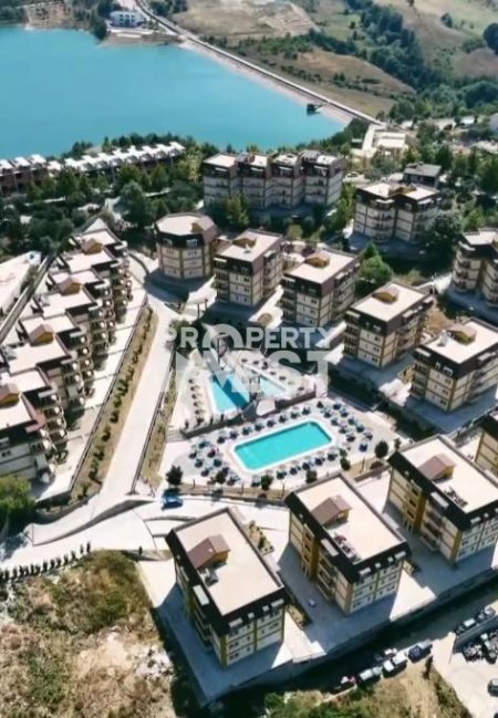 Tirane, shitet apartament 2+1 Kati 3, 145 m² 231.000 € (Farke)