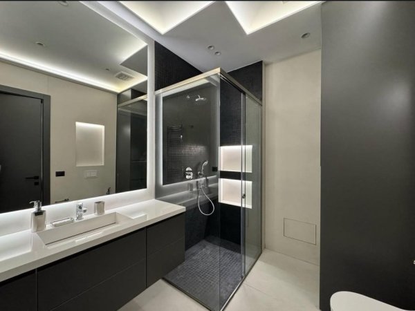 Tirane, jepet me qera apartament 1+1 Kati 4, 1.050 € 