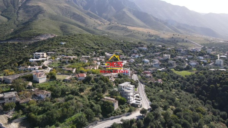 Vlore, shitet apartament 1+1+Ballkon Kati 2, 1.700 m² (Radhimë)