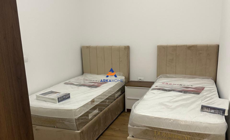 Tirane, jepet me qera apartament 2+1 Kati 8, 77 m² 1.000 € (ZOGU I ZI)