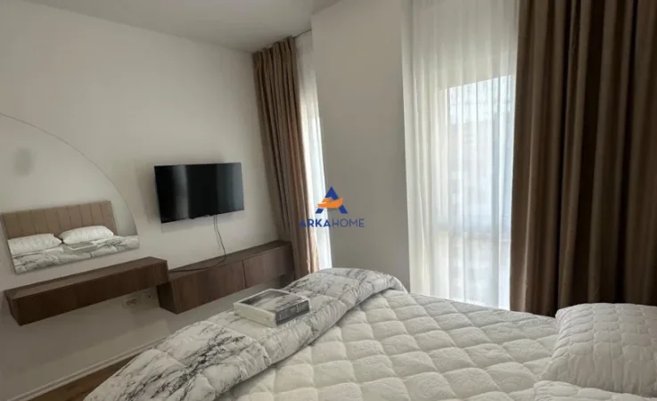 Tirane, jepet me qera apartament 2+1 Kati 8, 77 m² 1.000 € (ZOGU I ZI)