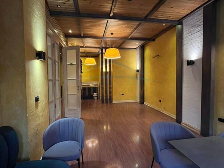 Tirane, shitet ambjent biznesi Kati 1, 98 m² 177.000 € 