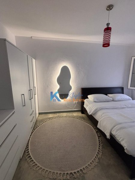 Tirane, jap me qera apartament 2+1+Ballkon Kati 3, 80 m² 800 € (afer BKT)