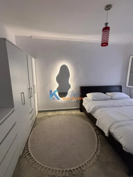 Tirane, jap me qera apartament 2+1+Ballkon Kati 3, 80 m² 800 € (afer BKT)