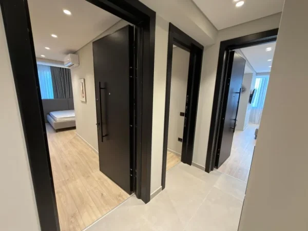 Tirane, jepet me qera apartament 1+1 Kati 2, 128 m² 1.900 € 