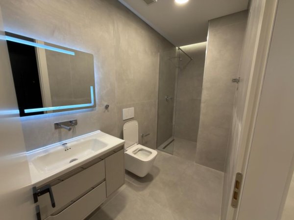 Tirane, jepet me qera apartament 1+1 Kati 2, 128 m² 1.900 € 