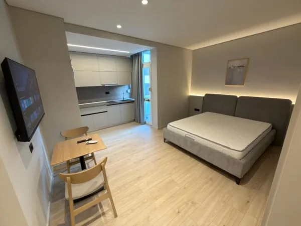 Tirane, jepet me qera apartament 1+1 Kati 2, 128 m² 1.900 € 