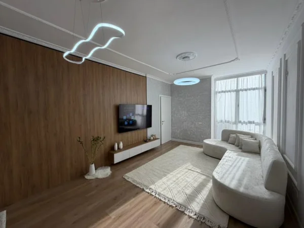 Tirane, shitet apartament 2+1 Kati 4, 101 m² 173.000 € (Prane Eja Studio ne Astir.)