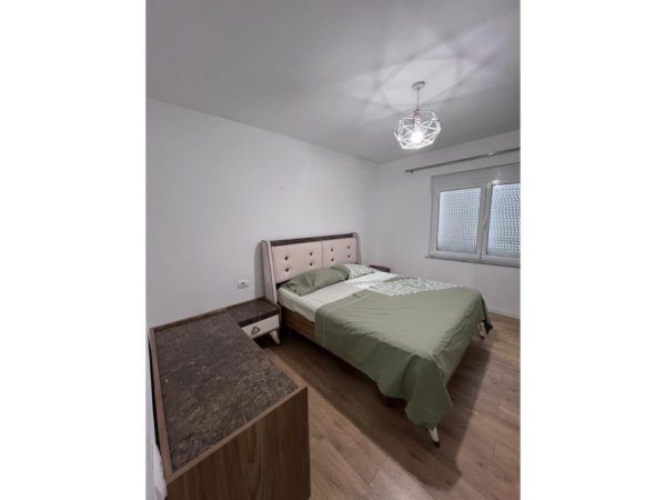 Tirane, jepet me qera apartament 1+1 Kati 2, 60 m² 500 € (SHKOLLA E BALETIT)