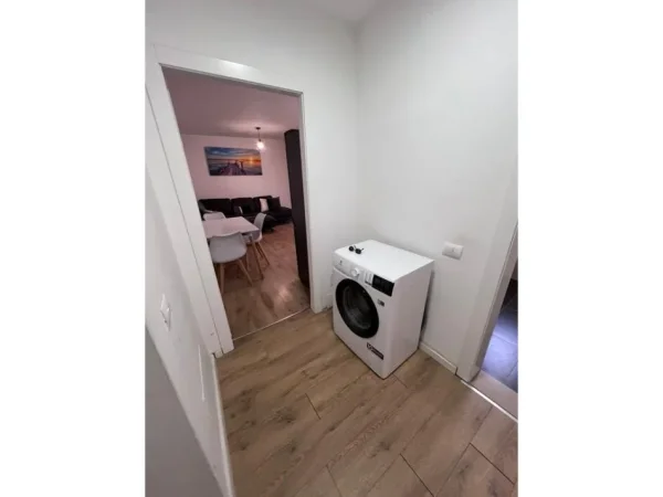 Tirane, jepet me qera apartament 1+1 Kati 2, 60 m² 500 € (SHKOLLA E BALETIT)