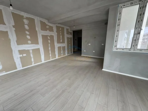 Tirane, shitet apartament 2+1 Kati 5, 125 m² 220.000 € (River Residence, Unaza e Re)