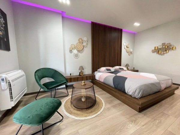 Tirane, jepet me qera apartament 1+1 Kati 13, 1.000 € 