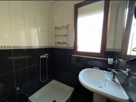 Tirane, jepet me qera apartament 2+1 , 117 m² 600 € (KODRA E DIELLIT)