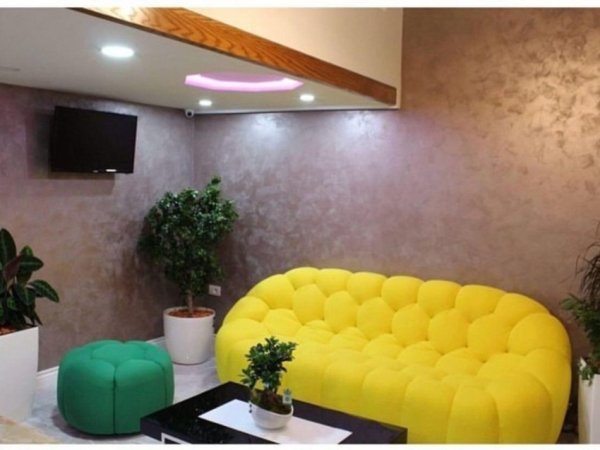 Tirane, jepet me qera ambjent biznesi Kati 0, 144 m² 800 € (Hipoteka)