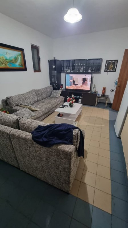Jepet me Qira Apartament 1+1, i mobiluar ne Porcelan me cmimin  400 €URO