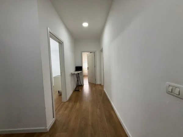 Tirane, shitet apartament 2+1 , 90 m² 150.000 € (prane universitetit europian)