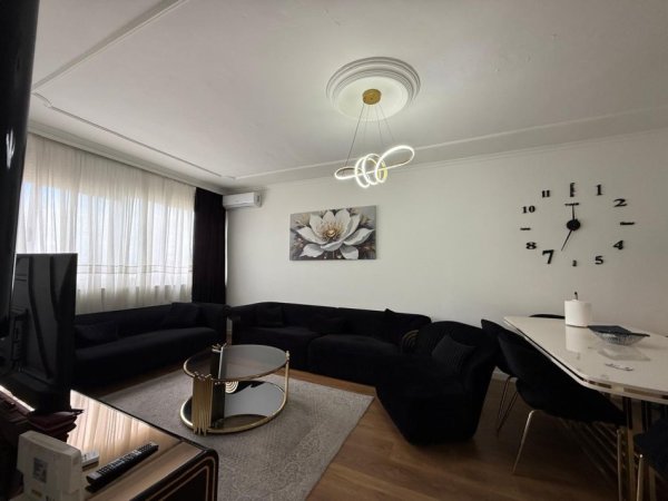 Tirane, shitet apartament 2+1 , 90 m² 150.000 € (prane universitetit europian)